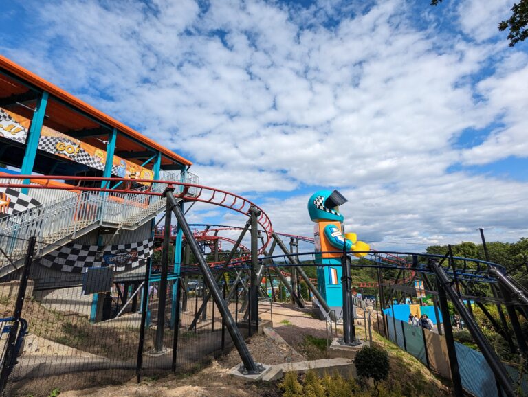 View of the Minifigure Speedway at LEGOLAND Windsor