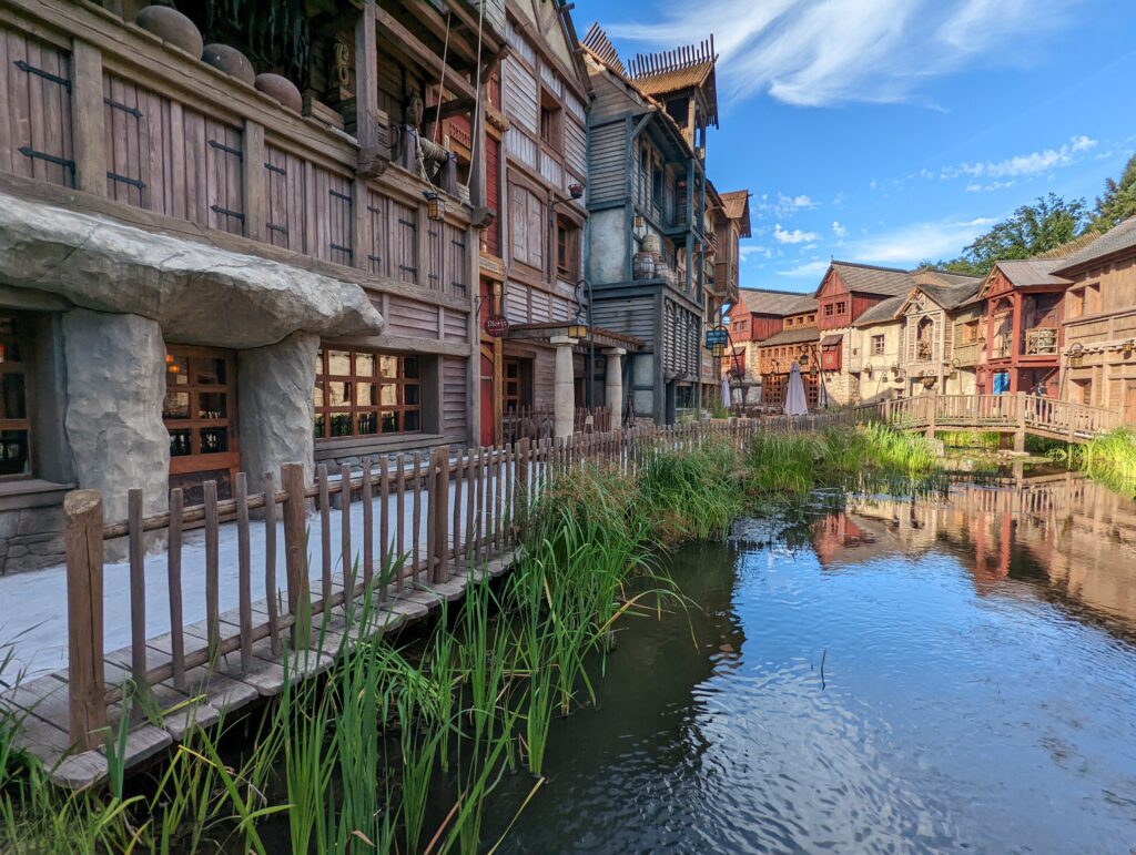 View of Les Quais de Lutèce hotel at Parc Asterix