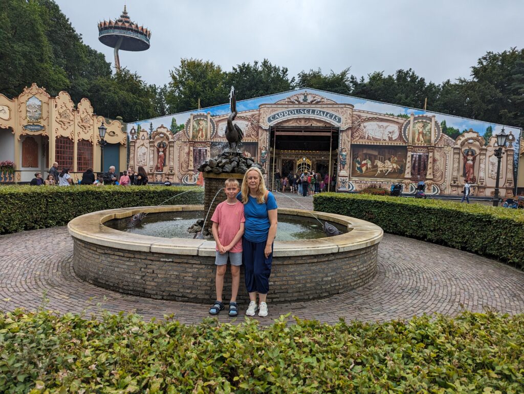Pagode in the distance at Efteling