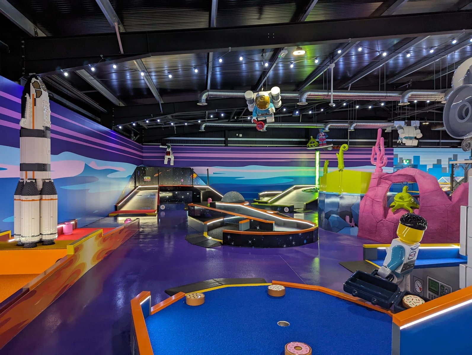 legoland windsor indoor adventure golf