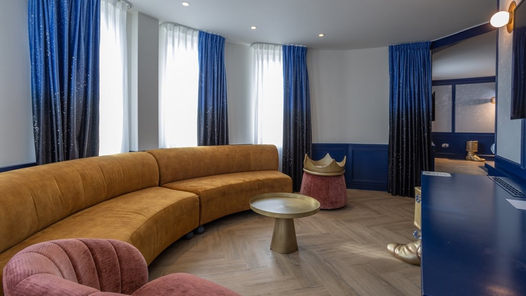 Inside a junior suite at the Wonder Hotel Efteling - lounge area
