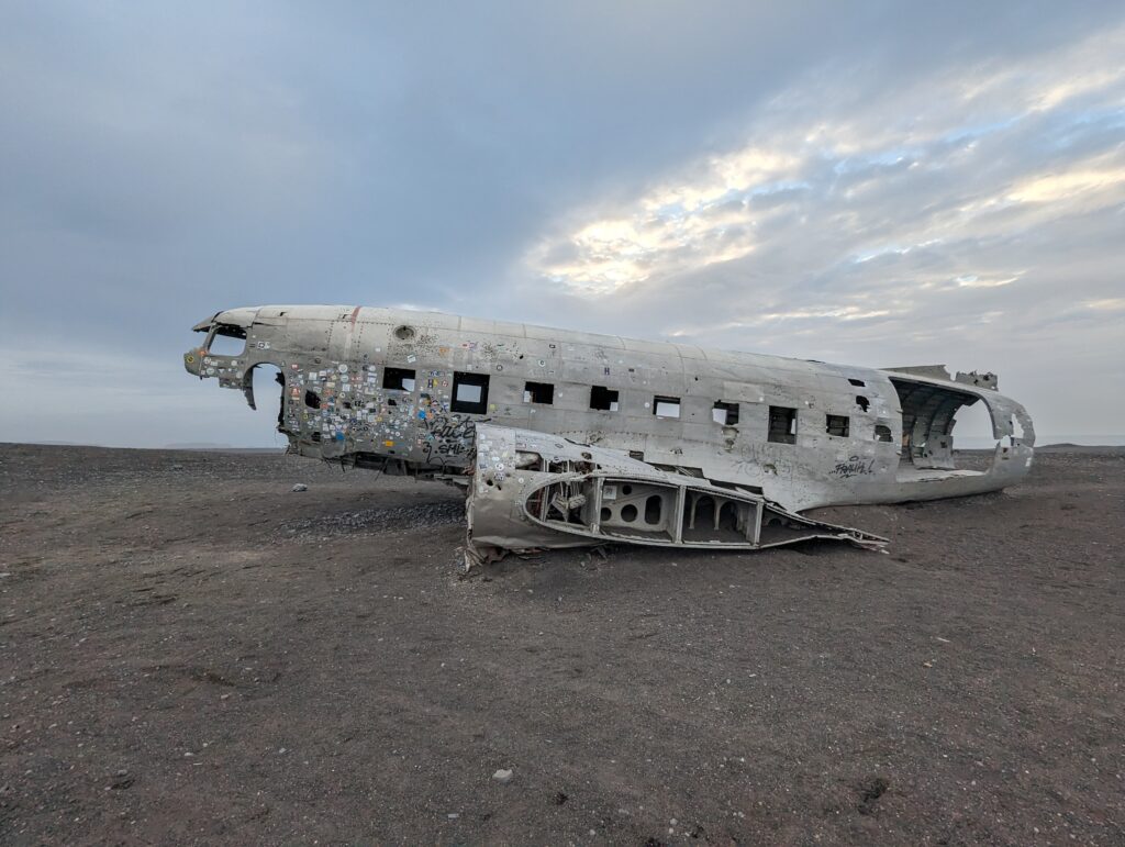 Sólheimasandur Plane Wreck